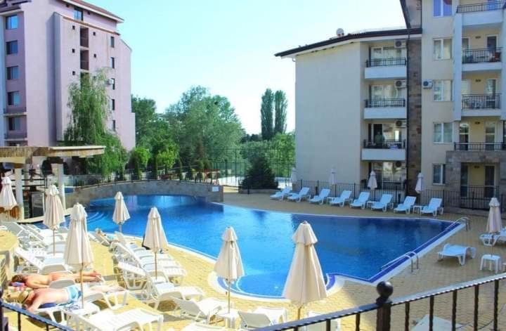 Sunny Beach Hills Apartment - Private Eksteriør billede